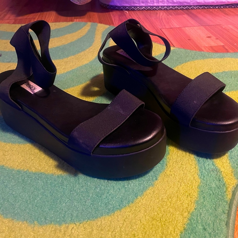 Steve Madden Black wedge with ankle strap size 9 women